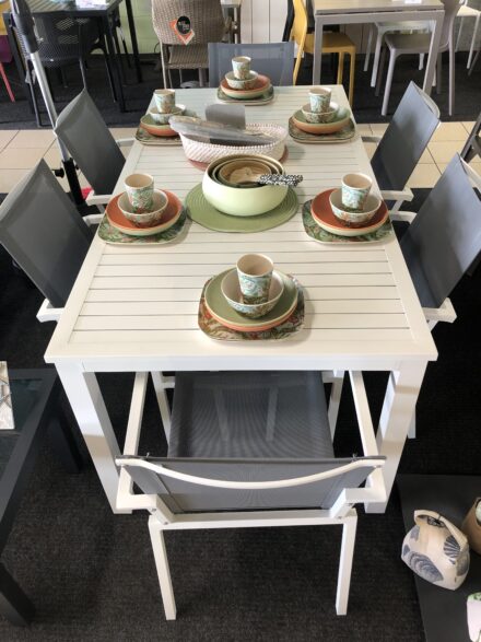SLAT DINING TABLES POST LEG | Daydream Leisure Furniture