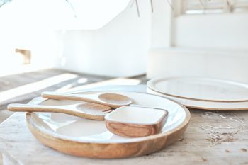 ACACIA WOOD AND ENAMEL 'SAVANNAH' SALAD BOWL | Daydream Leisure Furniture
