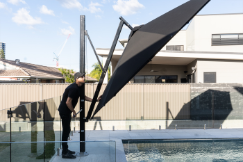 Revolvashade Ultimate Deluxe Cantilever Umbrella | Daydream Leisure Furniture