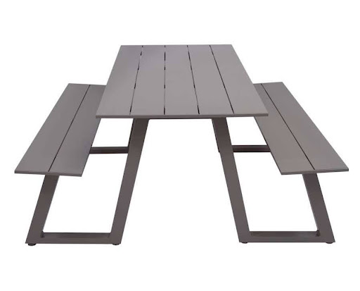 New Year, New Outdoor Oasis: Revamp Your Outdoor Space | Daydream Leisure Furniture New Year, New Outdoor Oasis: Revamp Your Outdoor Space | Daydream Leisure Furniture