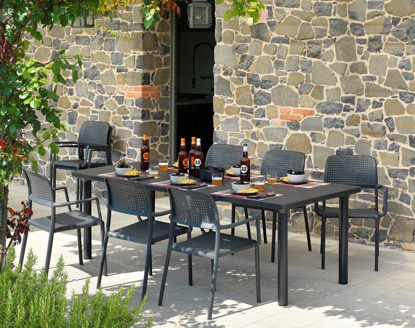 Outdoor lounge, picnic settings, outdoor seats, bar chairs, nardi chairs