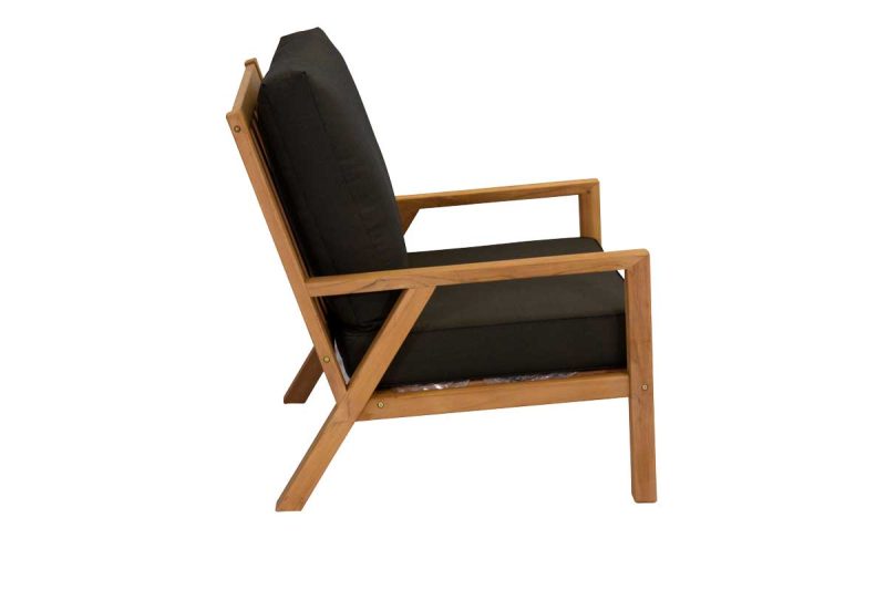 8 Must-Have Outdoor Seats for Your Outdoor Space | Daydream Leisure Furniture