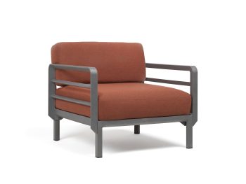Nardi Maximo Outdoor Sofa Chair with Arms (Poltrana) | Daydream Leisure Furniture