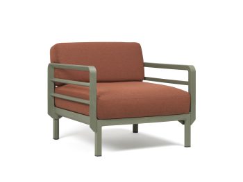 Nardi Maximo Outdoor Sofa Chair with Arms (Poltrana) | Daydream Leisure Furniture