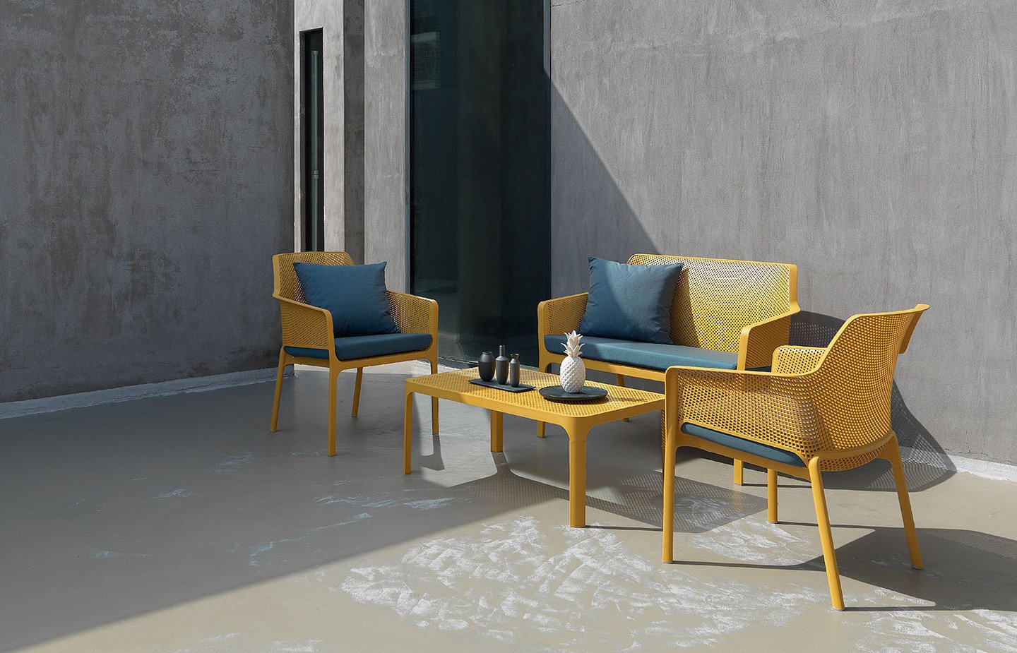 Top Outdoor Furniture Trends to Transform your space in 2025 | Daydream Leisure Furniture