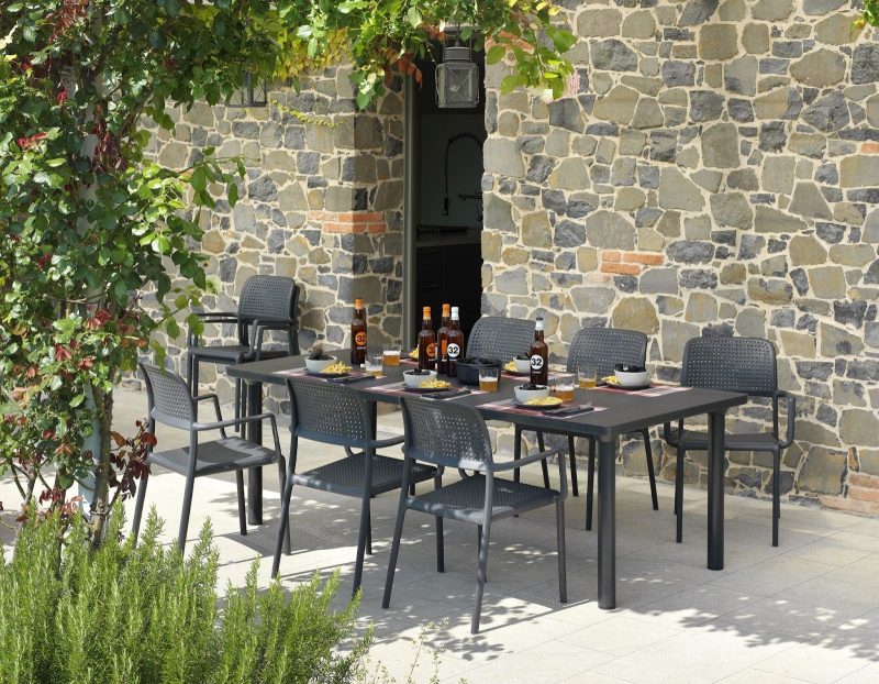 Why Nardi Outdoor Furniture Is Perfect For Commercial Spaces | Daydream Leisure Furniture